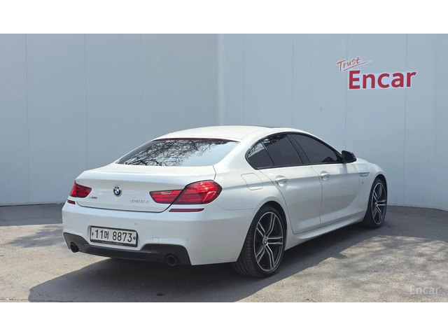 BMW 640 * ДИСТРОНИК * HUD * DIGITAL * АВТОКРЕДИТ - автомобили, коли, обяви за нови и употребявани 1