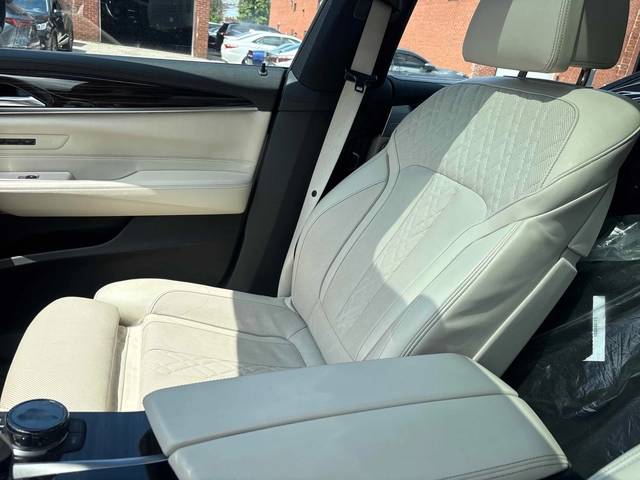 BMW 640 i xDrive/GT/Digital/360/HUD/H&K/ОБДУХВАНЕ - автомобили, коли, обяви за нови и употребявани 8