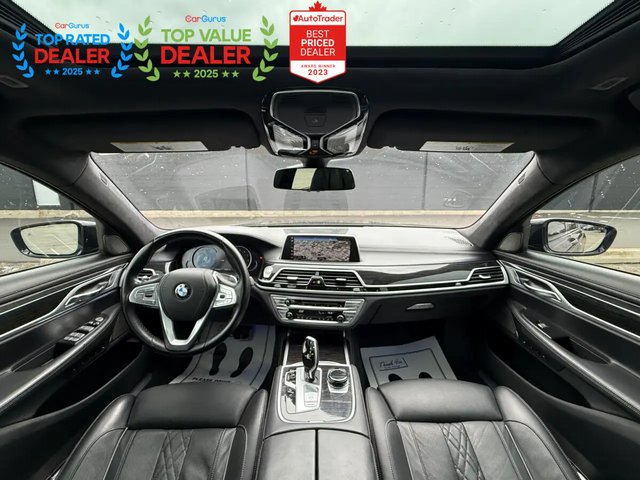 BMW 7 Series //M PKG | HUD | PANO | MASSAGE | LOADED All Wheel Drive - автомобили, коли, обяви за нови и употребявани 2