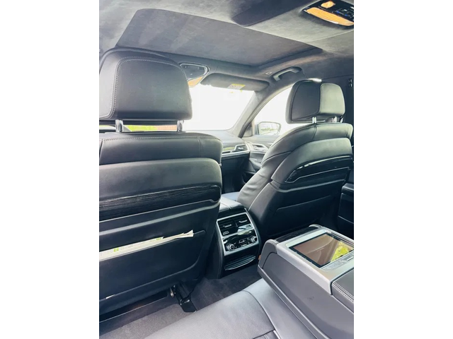 BMW 700 730d xDrive - автомобили, коли, обяви за нови и употребявани 6