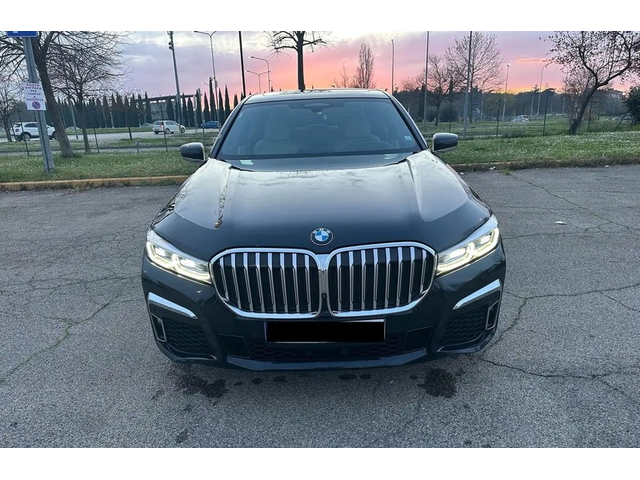 BMW 700 730d xDrive M-Pack - автомобили, коли, обяви за нови и употребявани 1