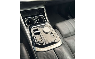 BMW 700 740d xDrive M-Sport - автомобили, коли, обяви за нови и употребявани 6