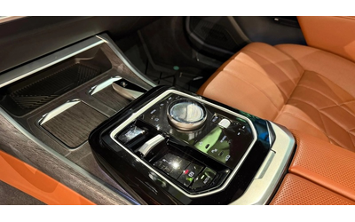 BMW 700 740d xDrive M-Sport Pack - автомобили, коли, обяви за нови и употребявани 8