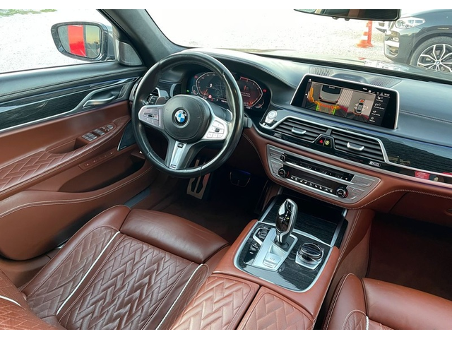 BMW 700 750i xDrive M-Pack - автомобили, коли, обяви за нови и употребявани 6