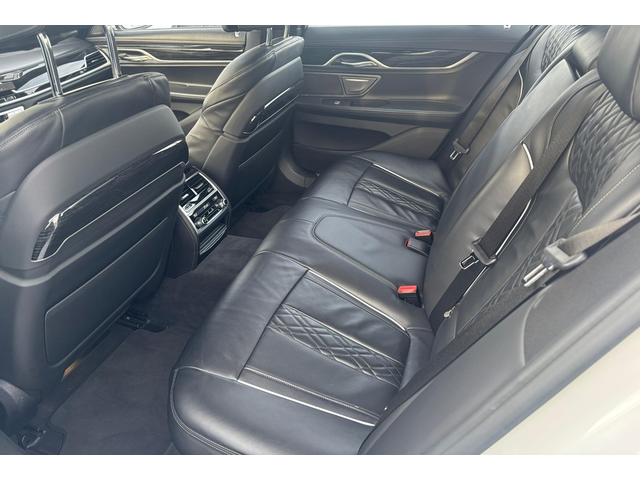 BMW 700 750i xDrive М-Sport - автомобили, коли, обяви за нови и употребявани 6