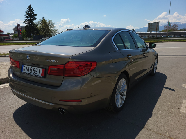 BMW 700 D X-DRIVE LUXURY LINE EURO 6B - автомобили, коли, обяви за нови и употребявани 4