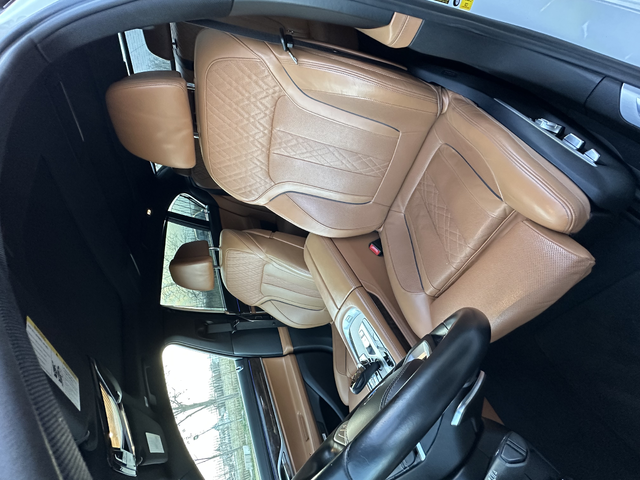 BMW 700 i Long M-pack Nappa Carbon Core - автомобили, коли, обяви за нови и употребявани 7