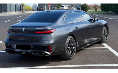 bmw-700-m760e-plug-in-hybrid-xdrive - 5
