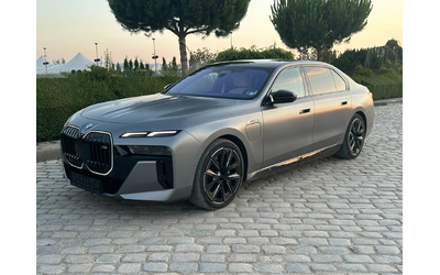bmw-700-m760e-xdrive-auto-door-tv-theatre-m-sport-pro - 0