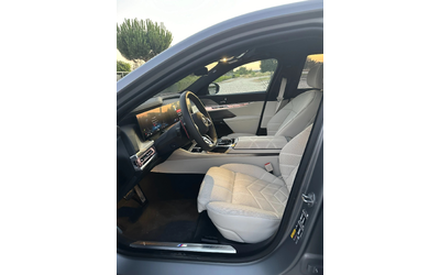BMW 700 M760e / xDrive / AUTO DOOR/ TV THEATRE / M-SPORT PRO - автомобили, коли, обяви за нови и употребявани 9