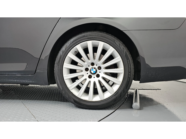 BMW 730 7 Series (F01) 730d xDrive - автомобили, коли, обяви за нови и употребявани 4