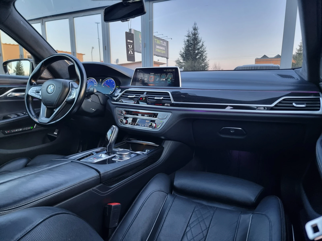 BMW 730 * INDIVIDUAL* Carbon* Mpack* Lazer* Distr* harman* - автомобили, коли, обяви за нови и употребявани 10