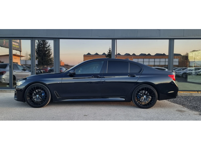 BMW 730 * INDIVIDUAL* Carbon* Mpack* Lazer* Distr* harman* - автомобили, коли, обяви за нови и употребявани 4
