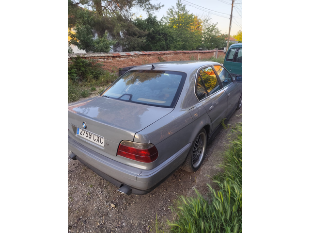 BMW 730, 2001 г., 3 км, 0 к.с. - автомобили, коли, обяви за нови и употребявани 2