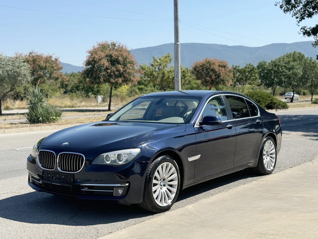 BMW 730 d X-Drive* Facelift* ПЕРФЕКТЕН* - автомобили, коли, обяви за нови и употребявани 0