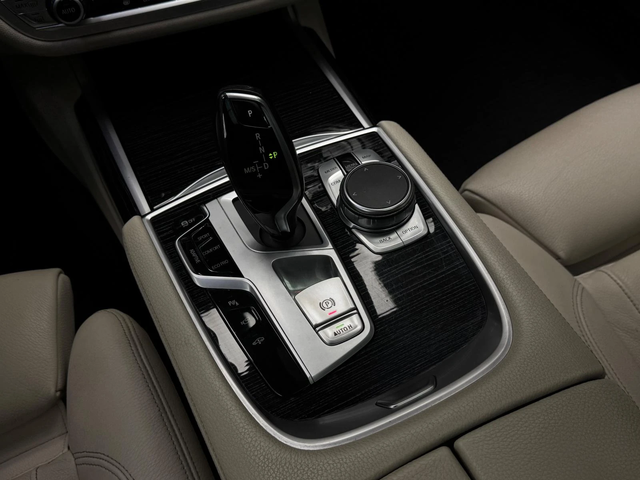 BMW 730 M Pack* 3xTV* Harmann* Distr* Laser - автомобили, коли, обяви за нови и употребявани 14