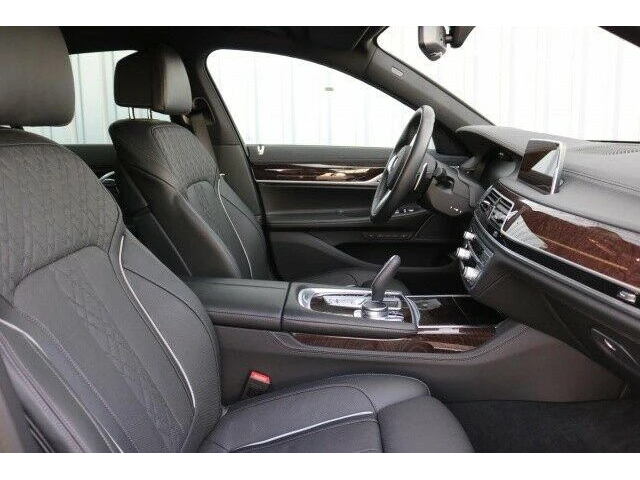 BMW 730 d xDrive M Sportpaket - автомобили, коли, обяви за нови и употребявани 4