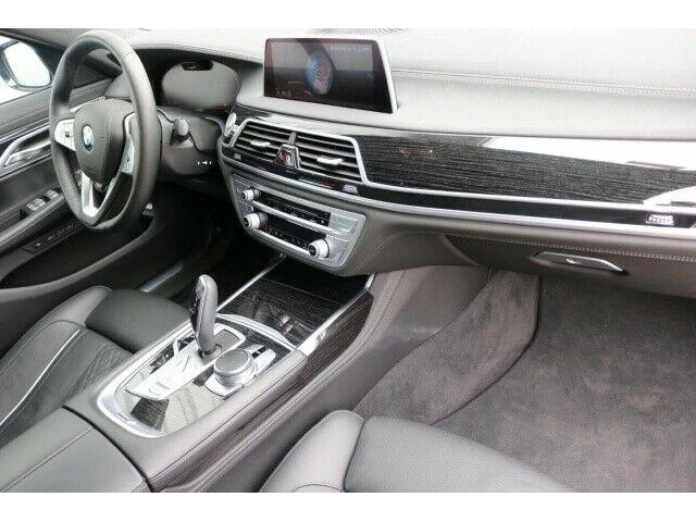 BMW 730 d xDrive - автомобили, коли, обяви за нови и употребявани 5