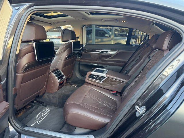BMW 730 D#XDRVE#LONG#FACE#INDIVIDUAL#3xTV#96000KM - автомобили, коли, обяви за нови и употребявани 9