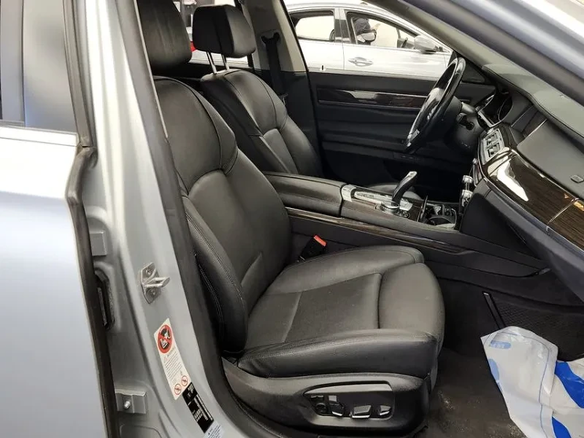 BMW 730 D xDrive - автомобили, коли, обяви за нови и употребявани 10