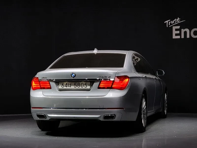 BMW 730 D xDrive - автомобили, коли, обяви за нови и употребявани 3