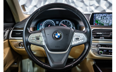 BMW 730 d xDrive* Pano* 360 - автомобили, коли, обяви за нови и употребявани 13