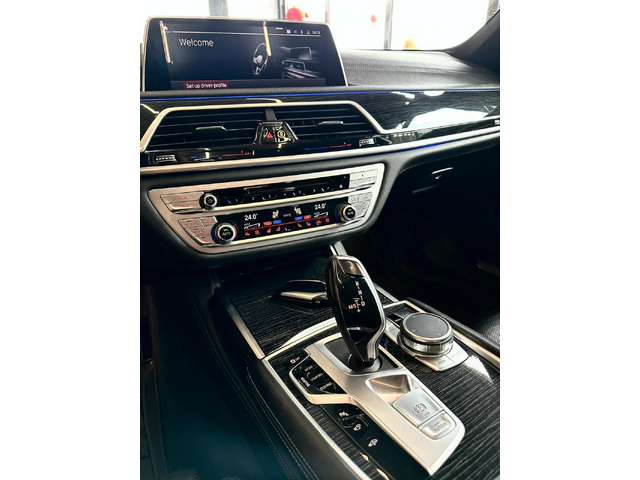 BMW 730 xDrive* Лизинг* Панорама - автомобили, коли, обяви за нови и употребявани 10