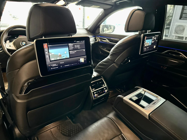 BMW 730 xDrive* Лизинг* Панорама - автомобили, коли, обяви за нови и употребявани 12