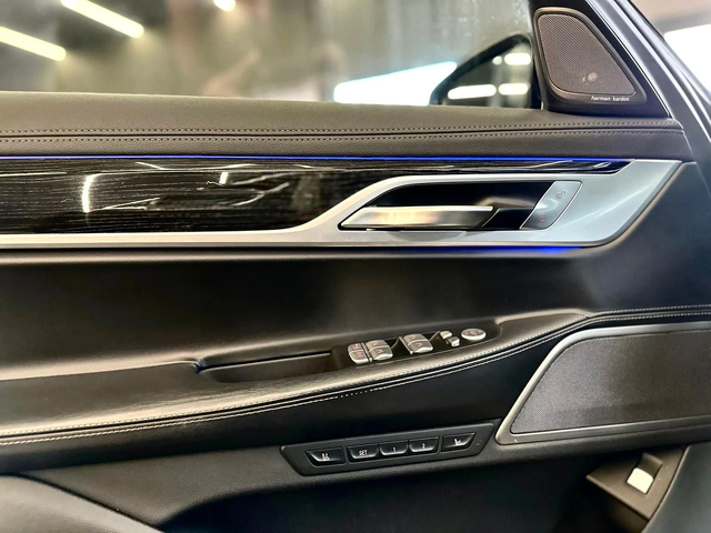 BMW 730 xDrive* Лизинг* Панорама - автомобили, коли, обяви за нови и употребявани 6