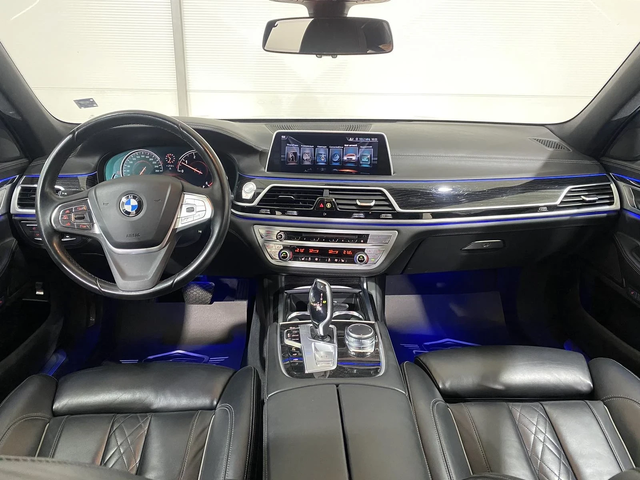 BMW 730 D X-Drive * 360 Cam* Head up* FULL* - автомобили, коли, обяви за нови и употребявани 7