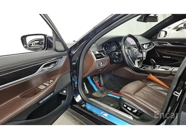 BMW 730 * LONG * ТЕЛЕВИЗОРИ* ДИСТРОНИК* 360* МАСАЖИ* DIGIT - автомобили, коли, обяви за нови и употребявани 4
