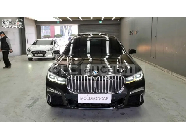 BMW 730 ОБДУХВАНЕ * ДИСТРОНИК * 360 * ПАНОРАМА * HEAD-UP * - автомобили, коли, обяви за нови и употребявани 2