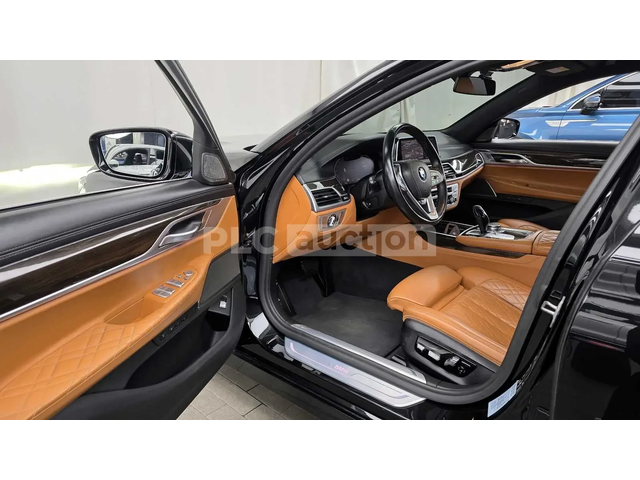 BMW 730 * Дистроник * Лазери * Обдухване * Harman Kardon * - автомобили, коли, обяви за нови и употребявани 7