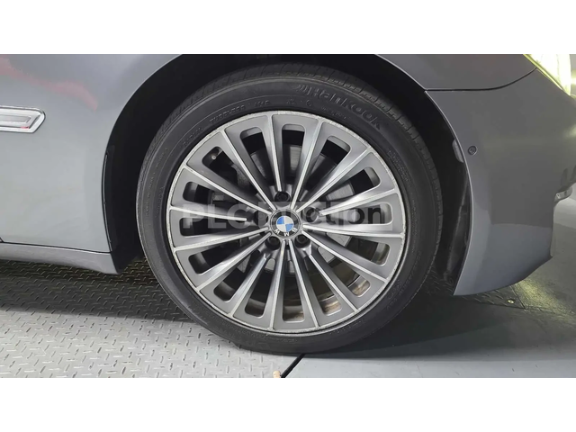 BMW 730 ПОДГРЕВИ * ПАНО * HEAD-UP * KEYLESS * H/K - автомобили, коли, обяви за нови и употребявани 4