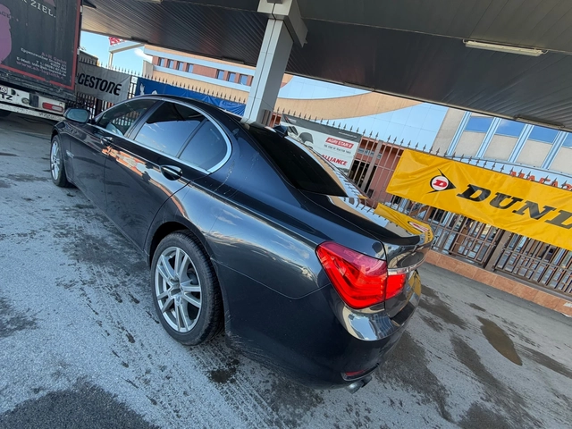 BMW 730 БАРТЕР* 3.0Д* Телевизори* 5бутона - автомобили, коли, обяви за нови и употребявани 3