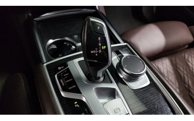BMW 730 d xDrive M Sport - автомобили, коли, обяви за нови и употребявани 9