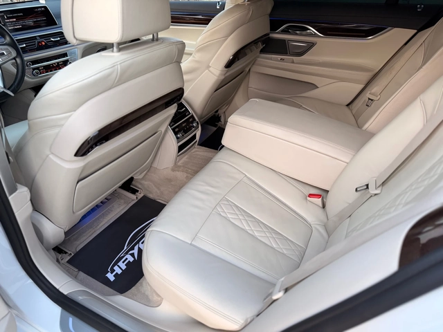 BMW 730 d= xDrive= M-pack= Aero Pack= HUD= Soft Close= har - автомобили, коли, обяви за нови и употребявани 13