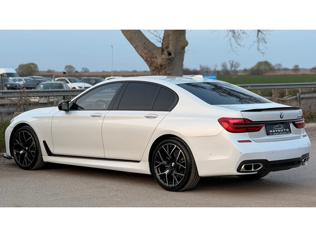 BMW 730 d= xDrive= M-pack= Aero Pack= HUD= Soft Close= har - автомобили, коли, обяви за нови и употребявани 6