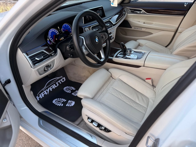 BMW 730 d= xDrive= M-pack= Aero Pack= HUD= Soft Close= har - автомобили, коли, обяви за нови и употребявани 8
