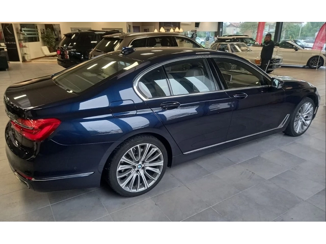BMW 730 3.0 D / x-Drive - автомобили, коли, обяви за нови и употребявани 2