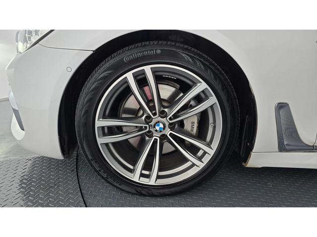 BMW 730 - автомобили, коли, обяви за нови и употребявани 3