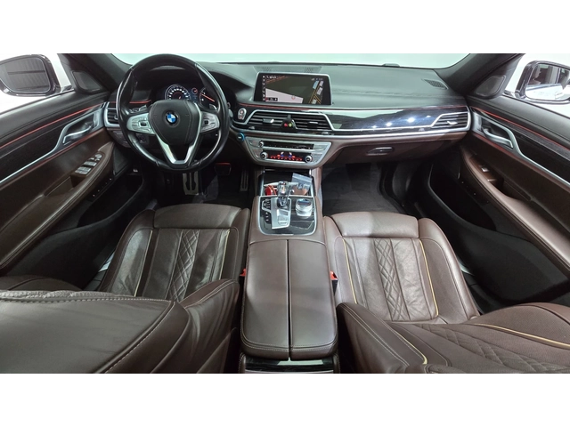 BMW 730 - автомобили, коли, обяви за нови и употребявани 5