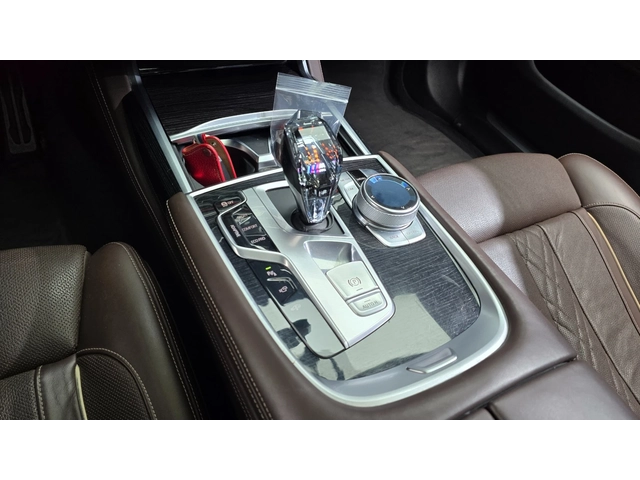 BMW 730 - автомобили, коли, обяви за нови и употребявани 7
