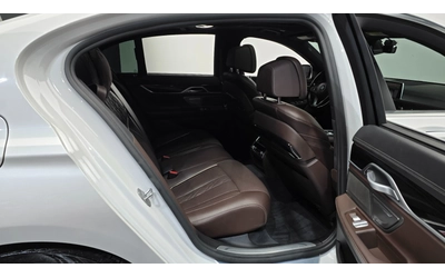 BMW 730 - автомобили, коли, обяви за нови и употребявани 9