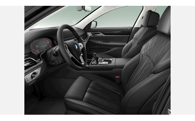 BMW 730d - автомобили, коли, обяви за нови и употребявани 7