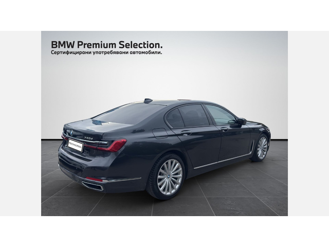 BMW 730d xDrive - автомобили, коли, обяви за нови и употребявани 1