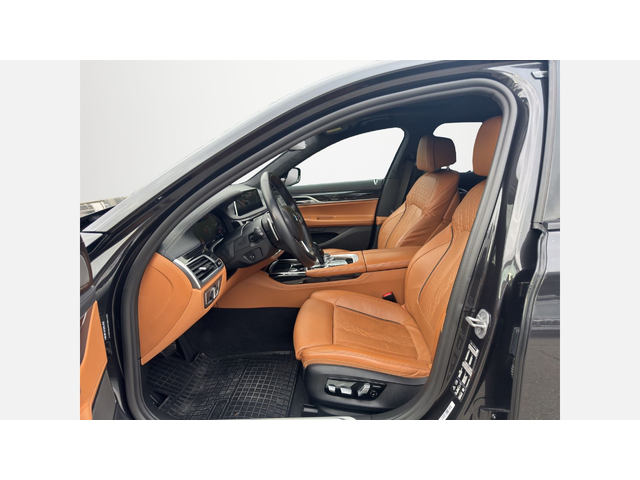 BMW 730d xDrive - автомобили, коли, обяви за нови и употребявани 5