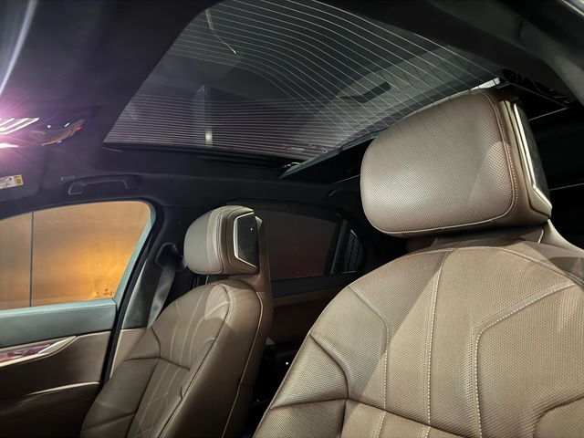 BMW 740 d xDrive M pro TV - автомобили, коли, обяви за нови и употребявани 6