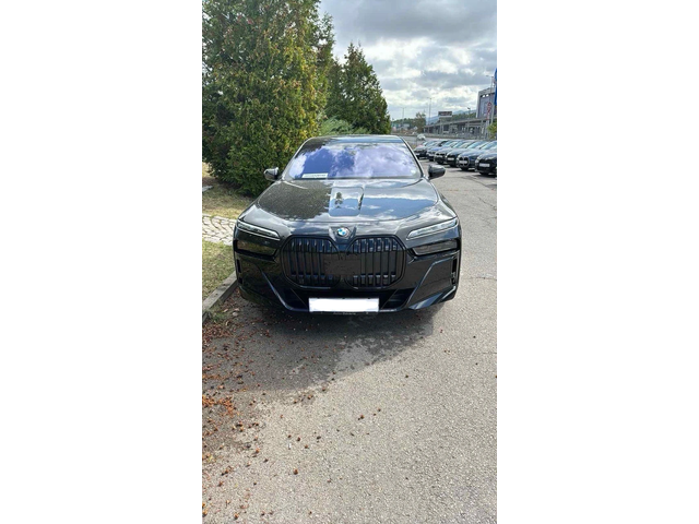 BMW 740 xd M Black Pack B&W Theater Screen Automatic Doors - автомобили, коли, обяви за нови и употребявани 0