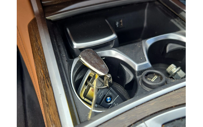 BMW 740 L M PACK FULL MAX* HARMAN* ASSISTANT* ПАНО* 360* - автомобили, коли, обяви за нови и употребявани 9